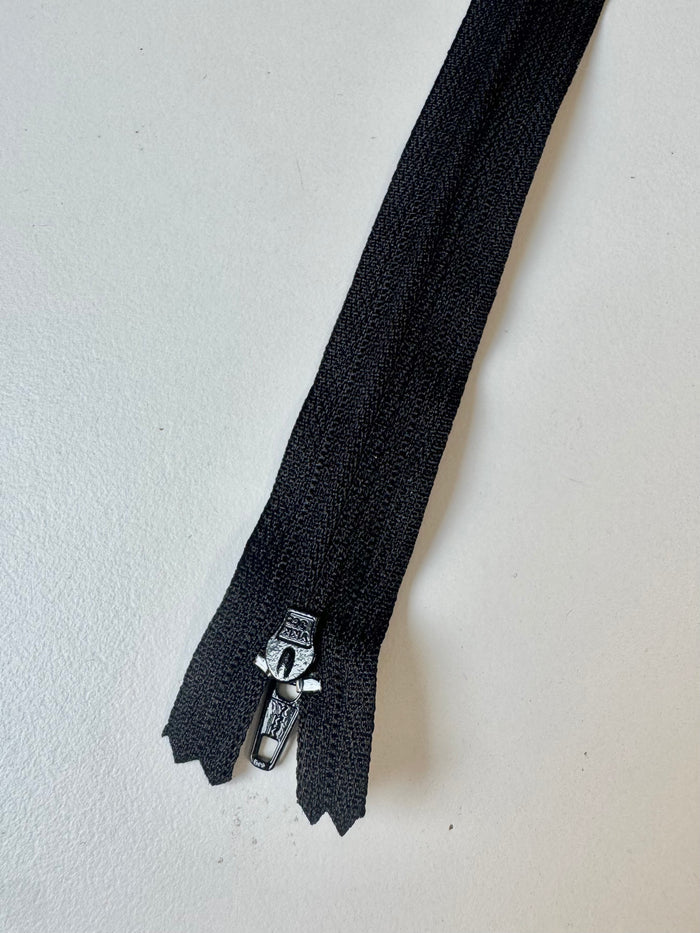 YKK 21cm/8inch Black Standard Zips