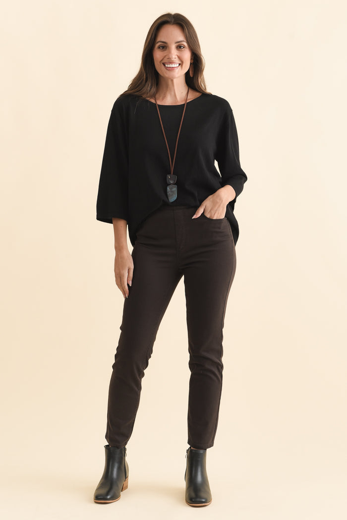 Zadie Chocolate Stretch Jeans,Brunette model,alt text|model:MJ
