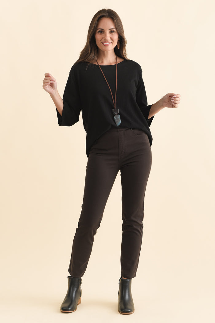 Zadie Chocolate Stretch Jeans,Brunette model,alt text|model:MJ
